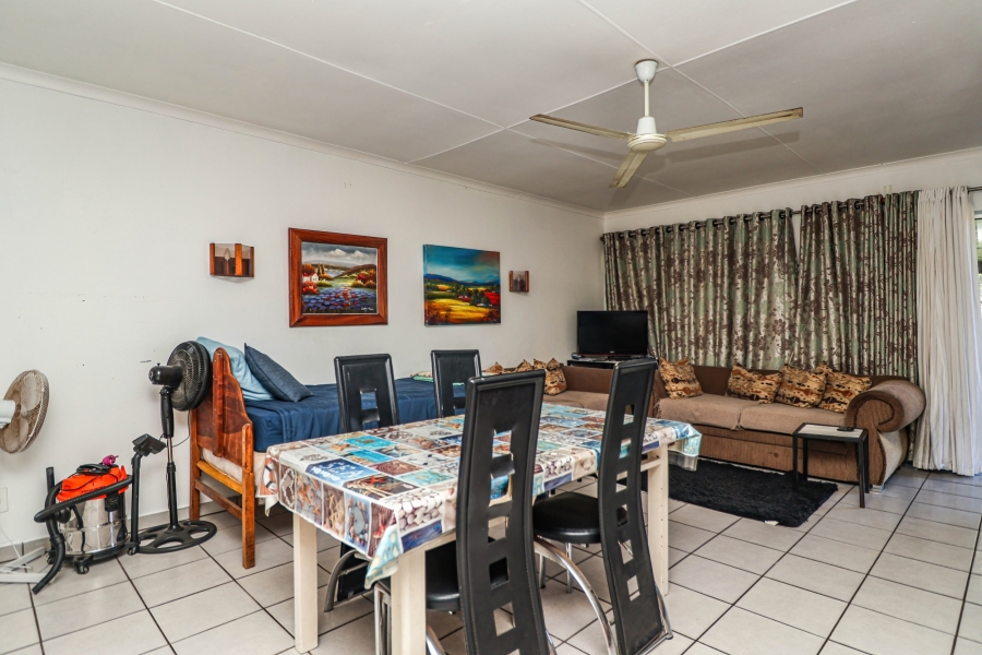 4 Bedroom Property for Sale in Riverside Western Cape